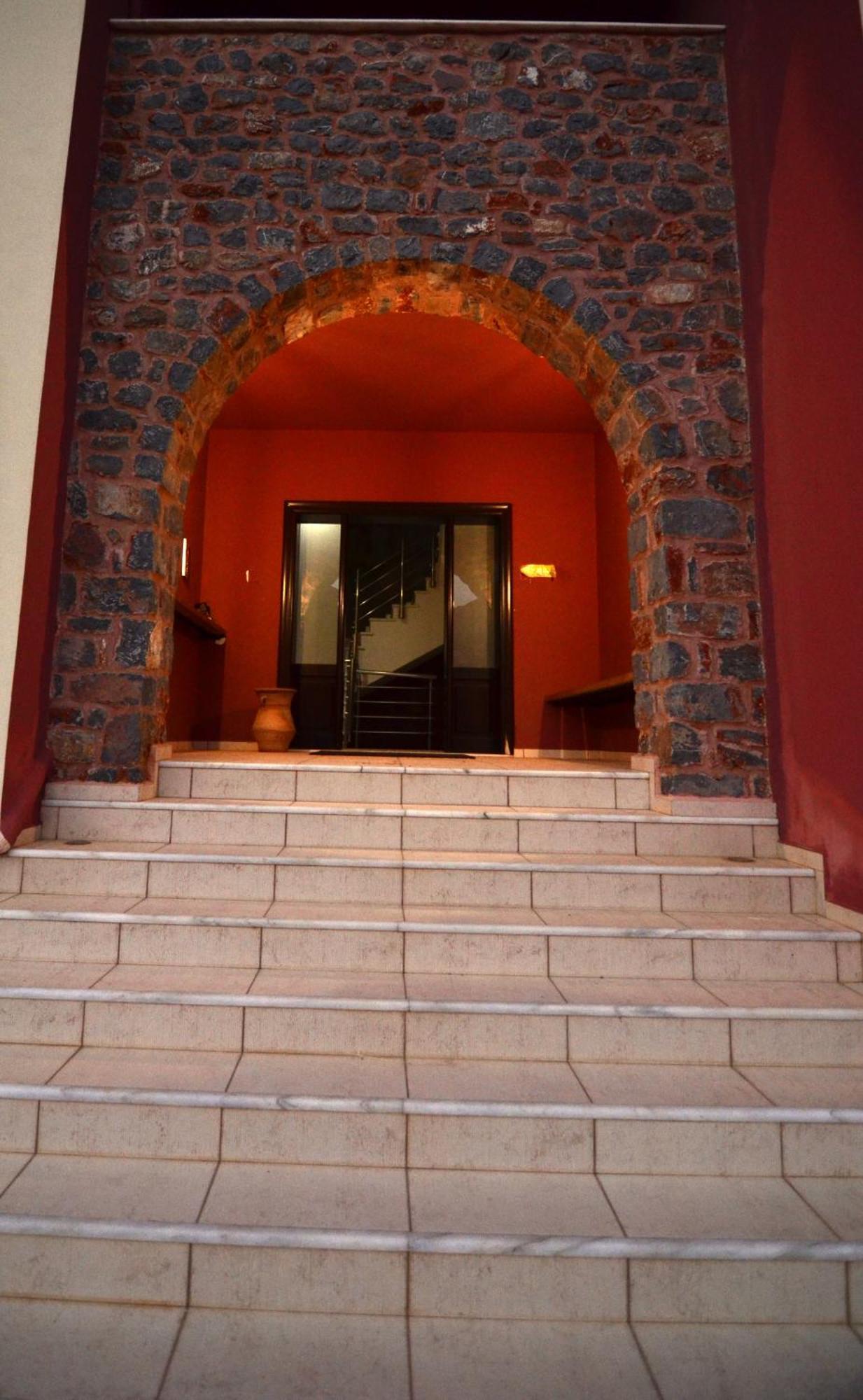 דירות מונמבאסיה Anna'S Sea View House מראה חיצוני תמונה
